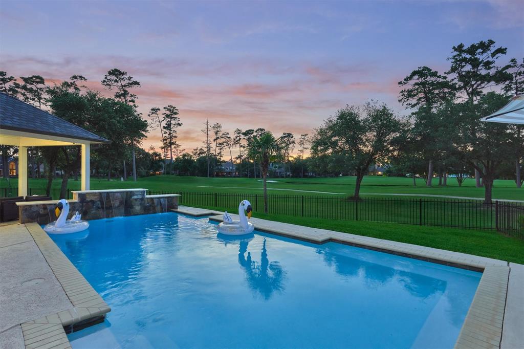 6514 Sussex Court, Spring, Texas image 3