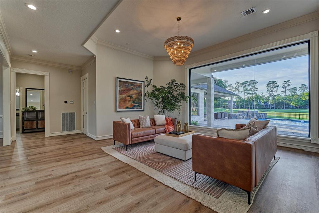 6514 Sussex Court, Spring, Texas image 14