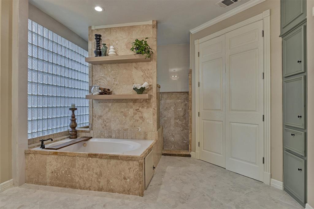 6514 Sussex Court, Spring, Texas image 27