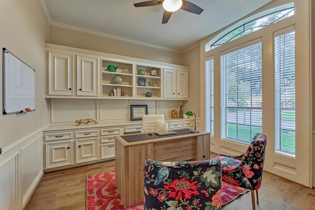 6514 Sussex Court, Spring, Texas image 7