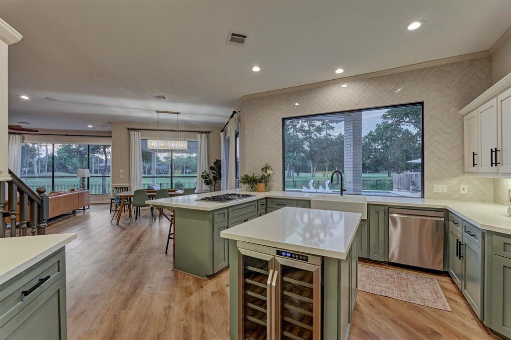 6514 Sussex Court, Spring, Texas image 18