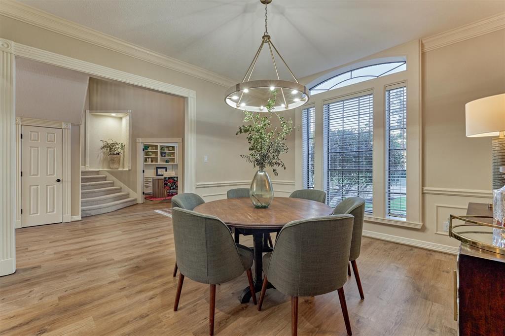 6514 Sussex Court, Spring, Texas image 9