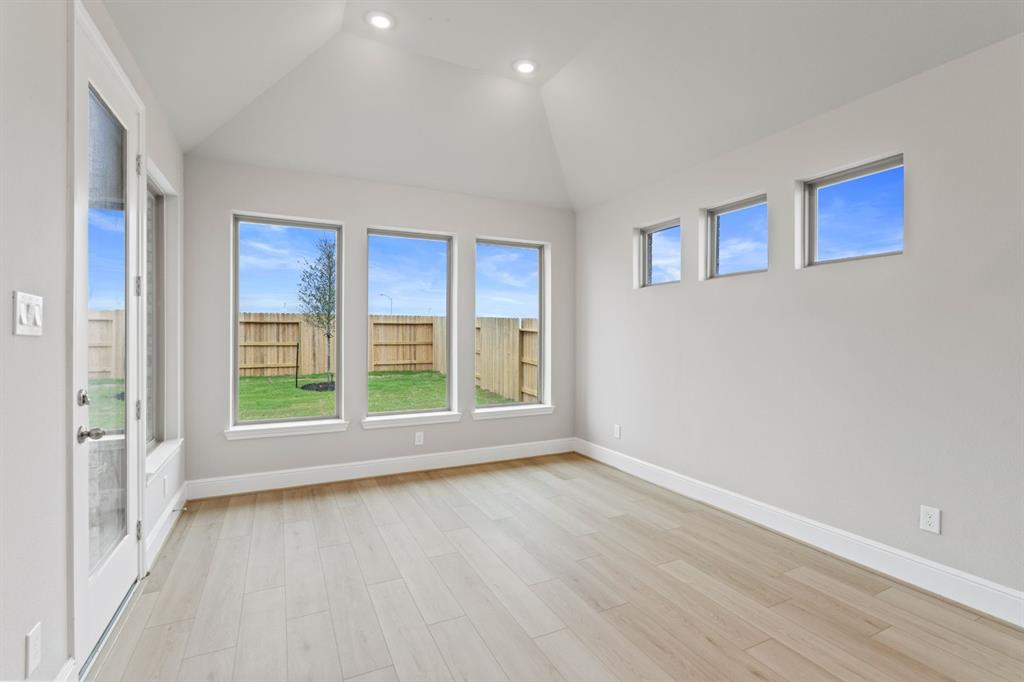 6402 Citron Elm Road, Manvel, Texas image 10