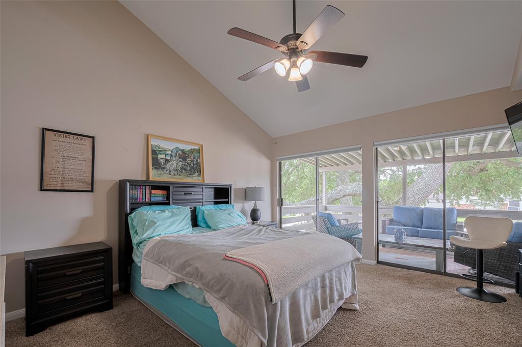 182 April Point Drive, Conroe, Texas image 20