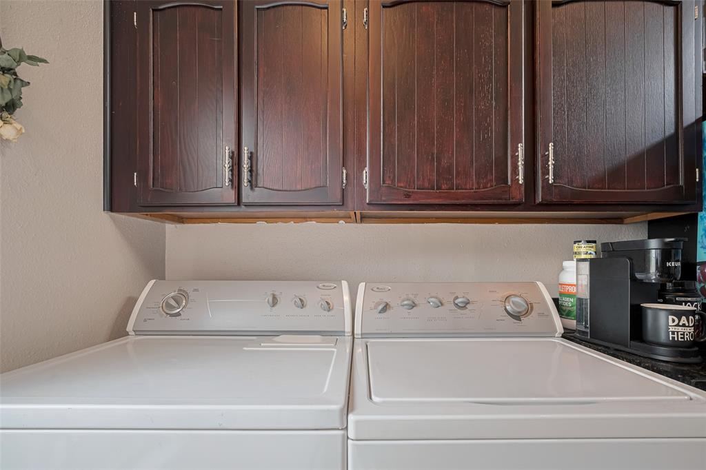 182 April Point Drive, Conroe, Texas image 14