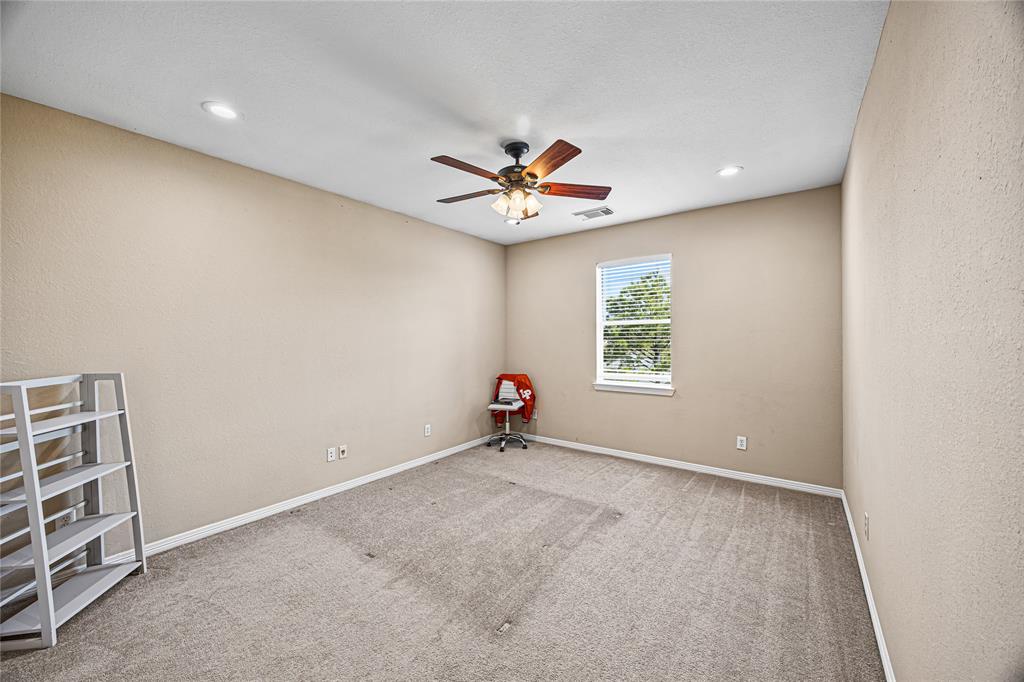 2425 Harbor Chase Drive, Pearland, Texas image 37