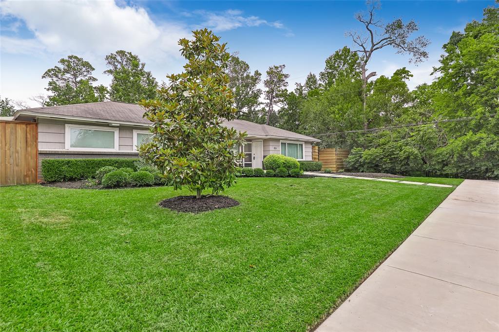 826 Shelterwood Drive, Houston, Texas image 3