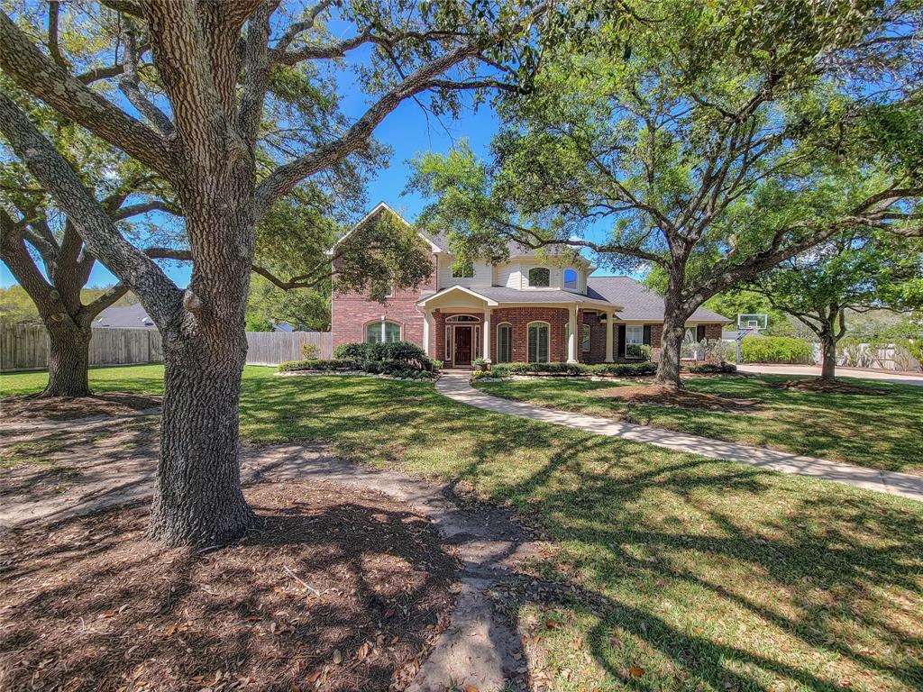 22522 Wolfs Meadow Lane