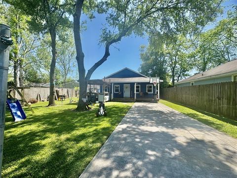 12127 18th Street B Santa Fe TX 77510