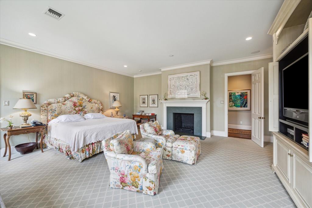 3834 Inwood Drive, Houston, Texas image 22