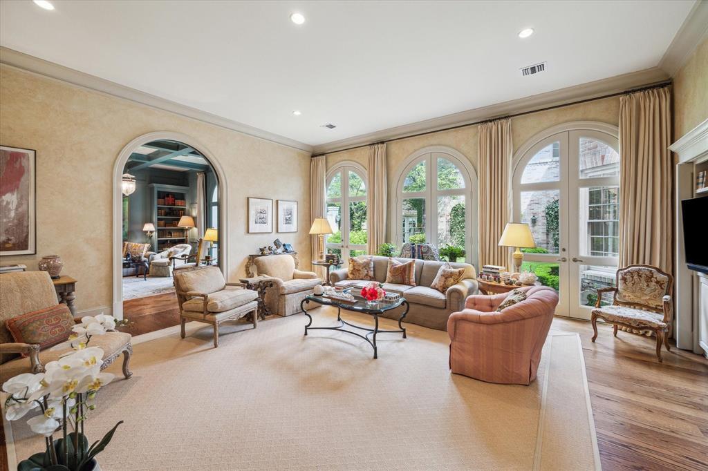 3834 Inwood Drive, Houston, Texas image 15