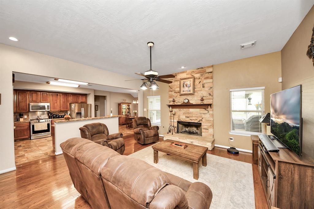 14635 Penick Road, Waller, Texas image 9