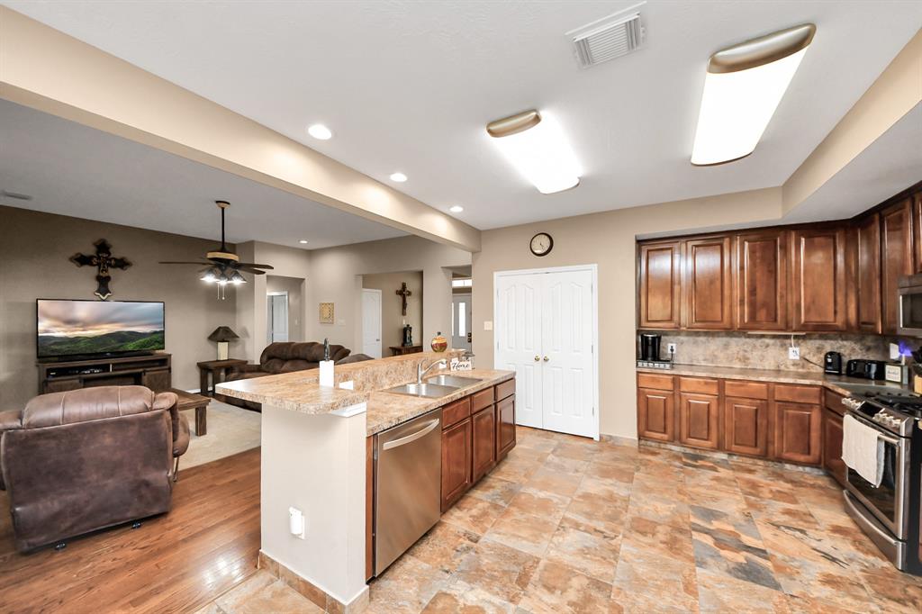 14635 Penick Road, Waller, Texas image 18