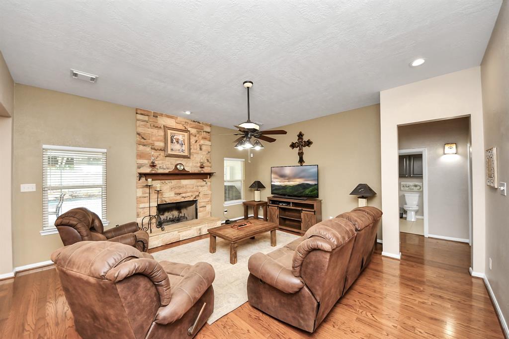 14635 Penick Road, Waller, Texas image 10