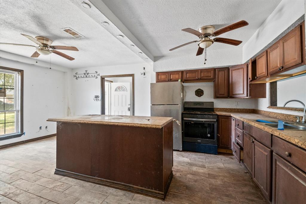 5401 Bayou Drive, Dickinson, Texas image 10