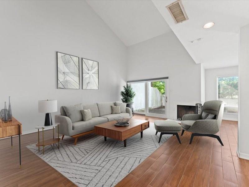 7655 S Braeswood Boulevard #47, Houston, Texas image 2