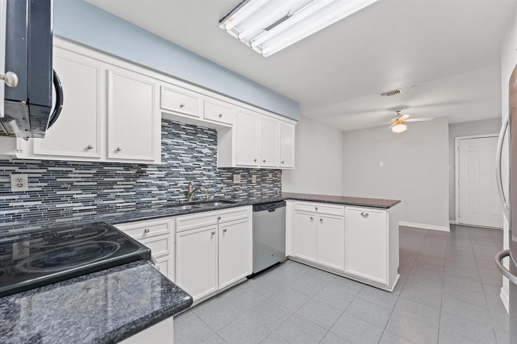 7655 S Braeswood Boulevard #47, Houston, Texas image 5