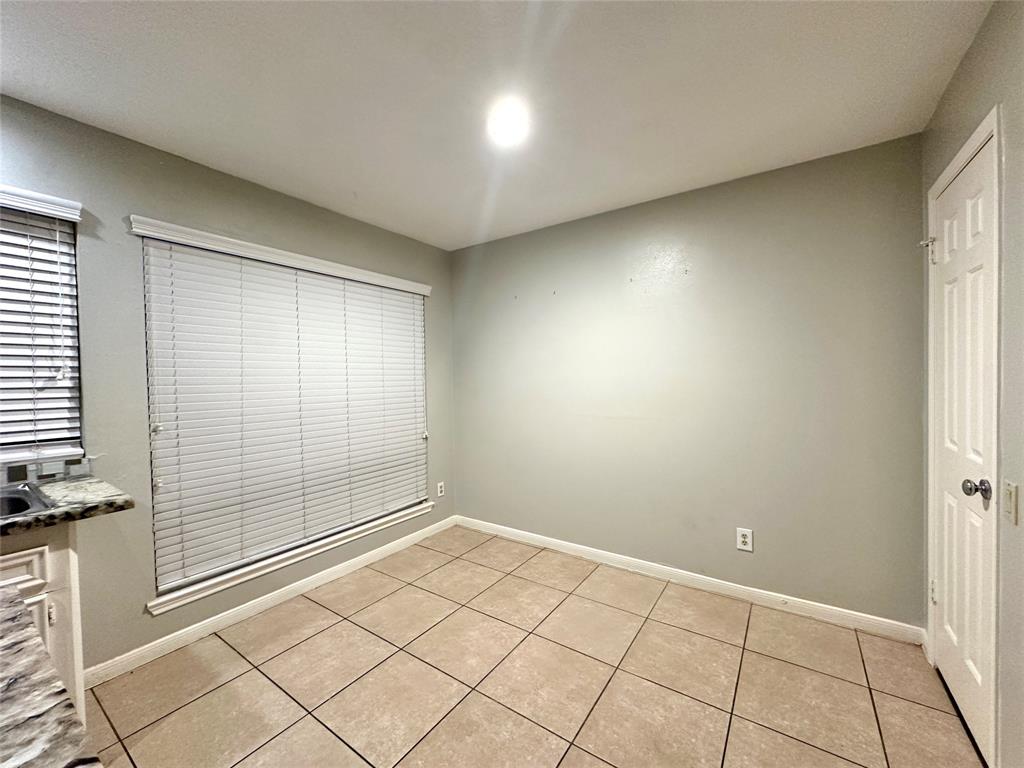 223 Kings Way, Stafford, Texas image 15