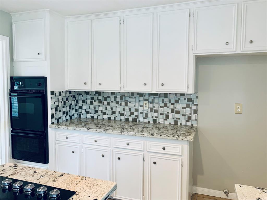 223 Kings Way, Stafford, Texas image 14