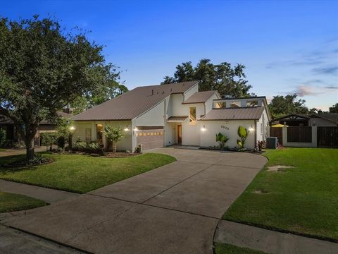 A home in Pasadena