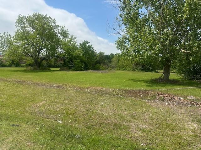 8518 Hawk Road