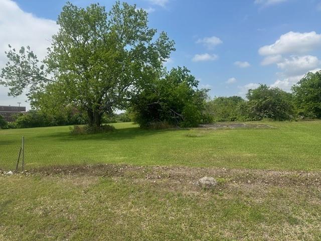 8518 Hawk Road