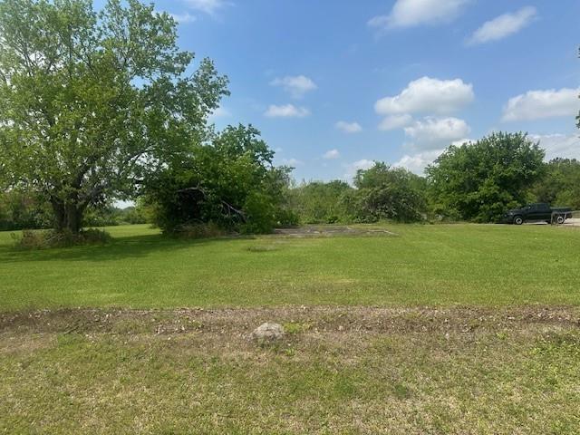 8518 Hawk Road