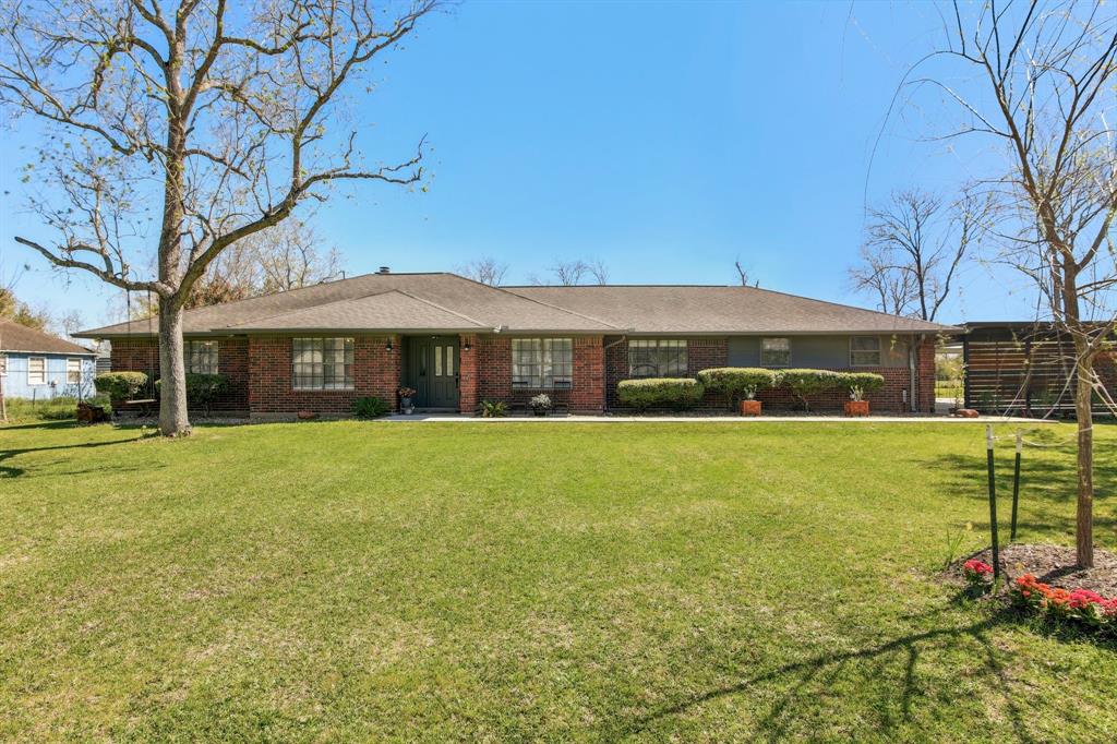 2591 County Road 719, Alvin, Texas image 2