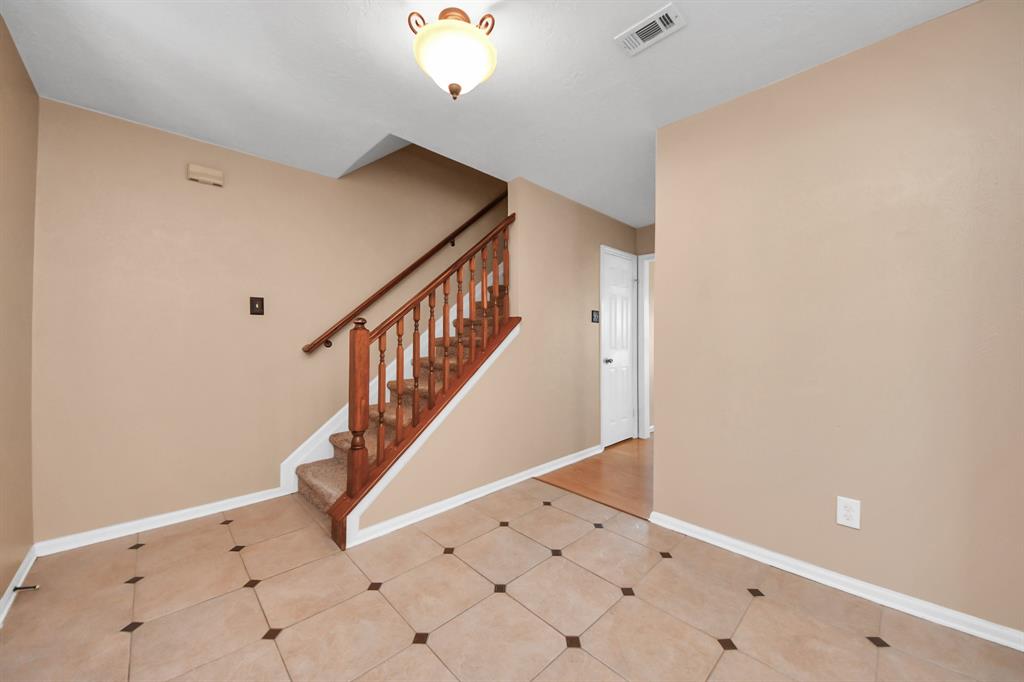 2126 Galleon Drive, League City, Texas image 12