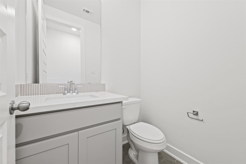 24718 Harrow Meadow Drive, Katy, Texas image 12