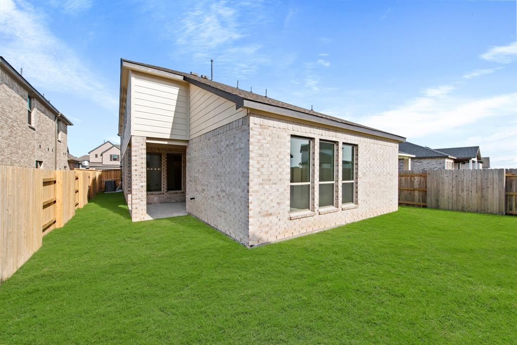 24718 Harrow Meadow Drive, Katy, Texas image 15