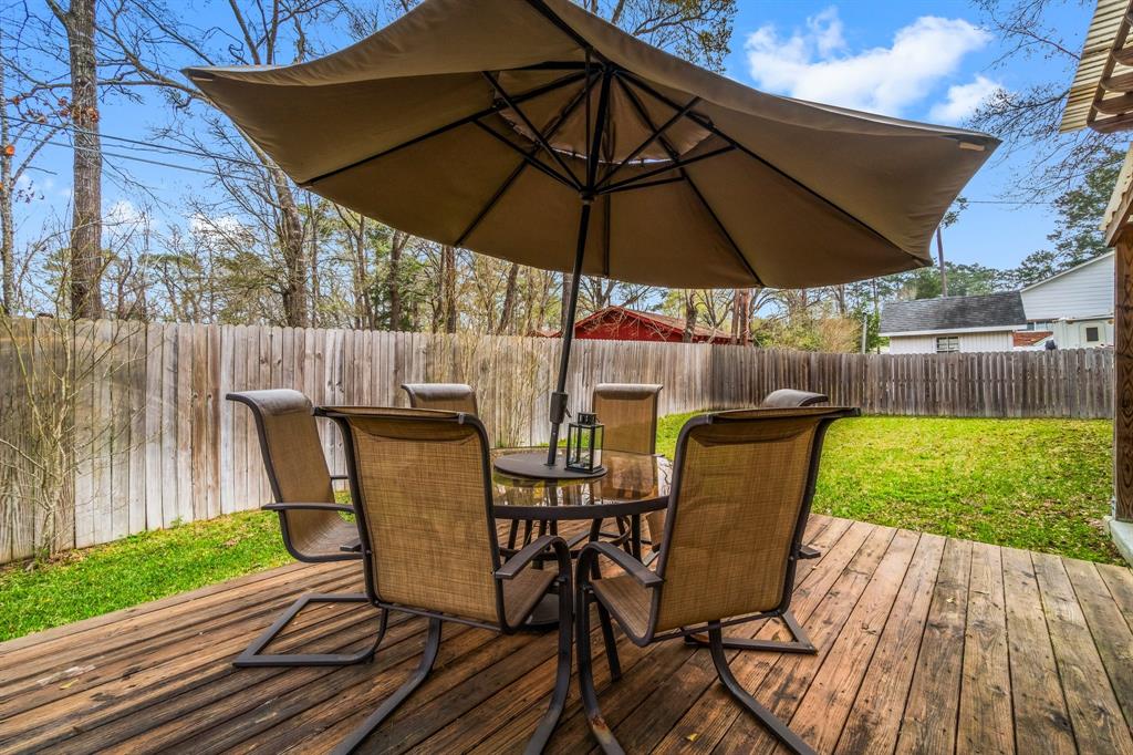 1006 W Jones Street, Livingston, Texas image 29