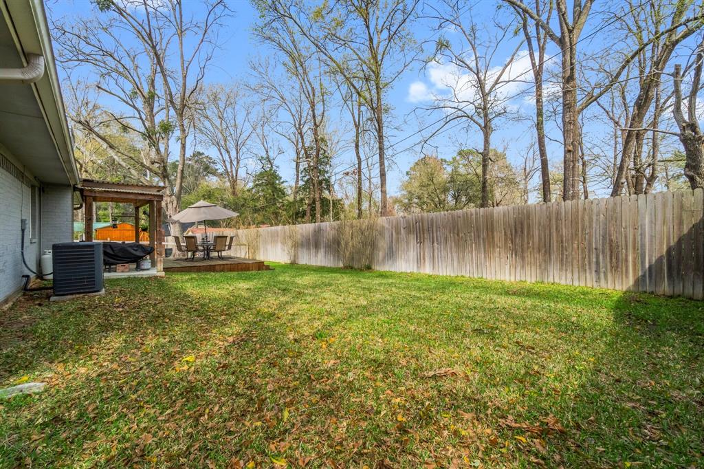 1006 W Jones Street, Livingston, Texas image 34