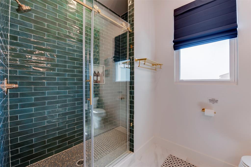 Freeport, Texas 77541, United States, 4 Bedrooms Bedrooms, ,5 BathroomsBathrooms,Residential,Active,182102