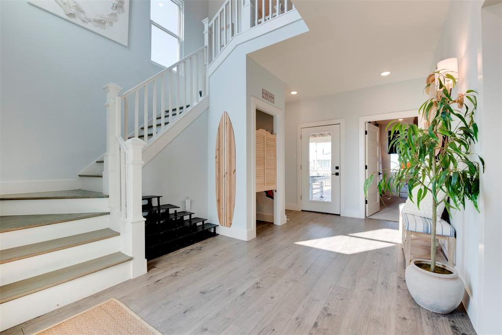 Freeport, Texas 77541, United States, 4 Bedrooms Bedrooms, ,5 BathroomsBathrooms,Residential,Active,182102