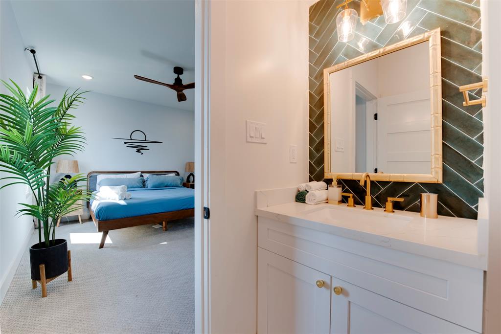 Freeport, Texas 77541, United States, 4 Bedrooms Bedrooms, ,5 BathroomsBathrooms,Residential,Active,182102