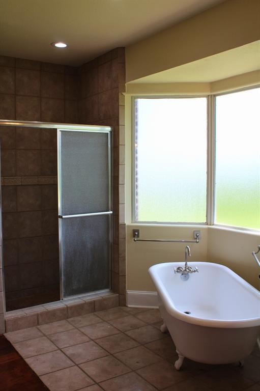 8659 Halls Retreat Court, Missouri City, Texas image 24