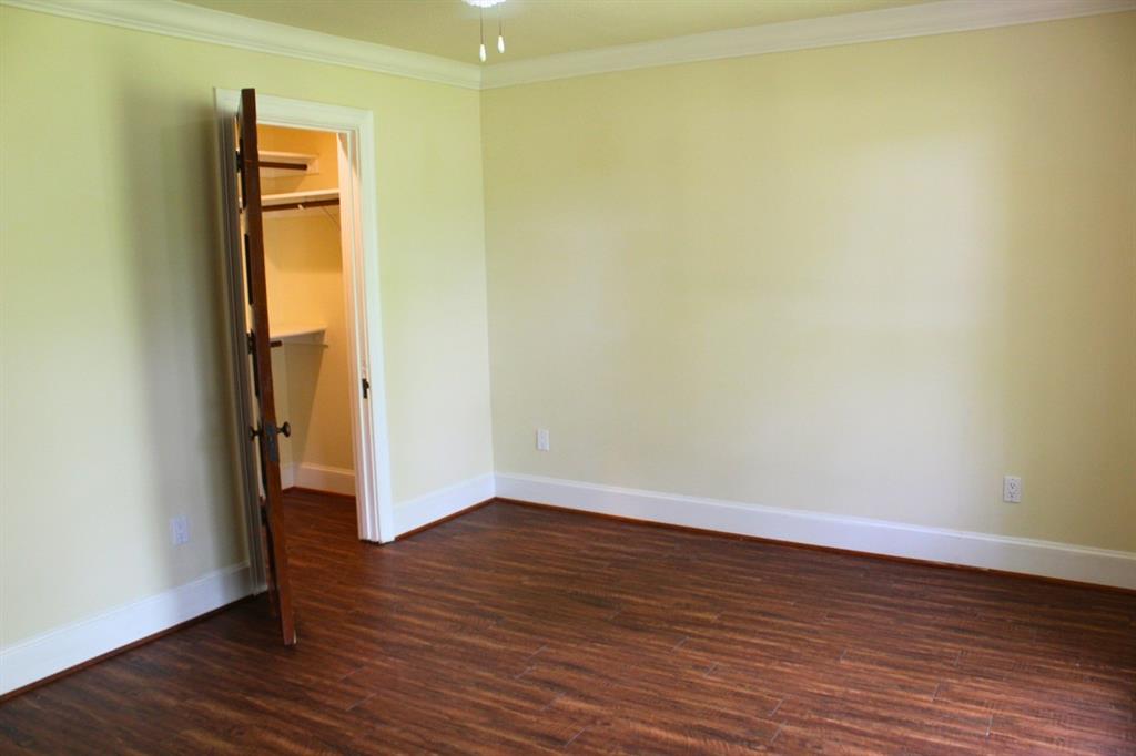 8659 Halls Retreat Court, Missouri City, Texas image 33