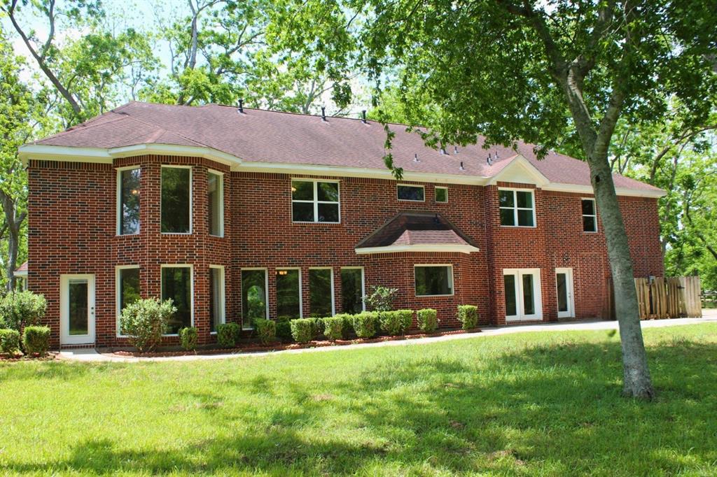8659 Halls Retreat Court, Missouri City, Texas image 6