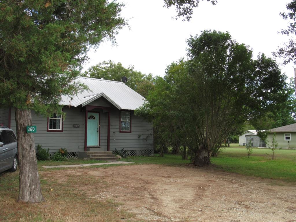 3970 Texas 36 N