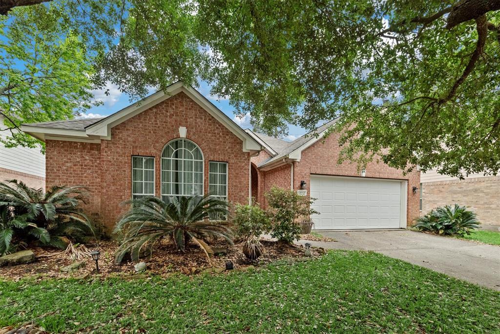 12722 Crater Lake Court, Humble, Texas image 5