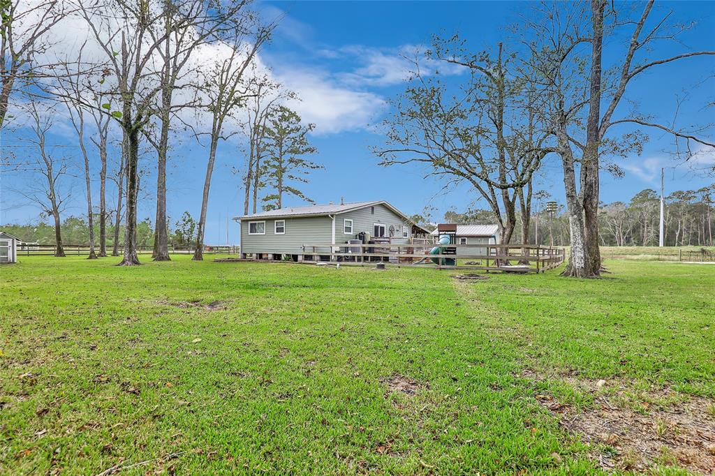 1046 County Road 6243, Dayton, Texas image 32