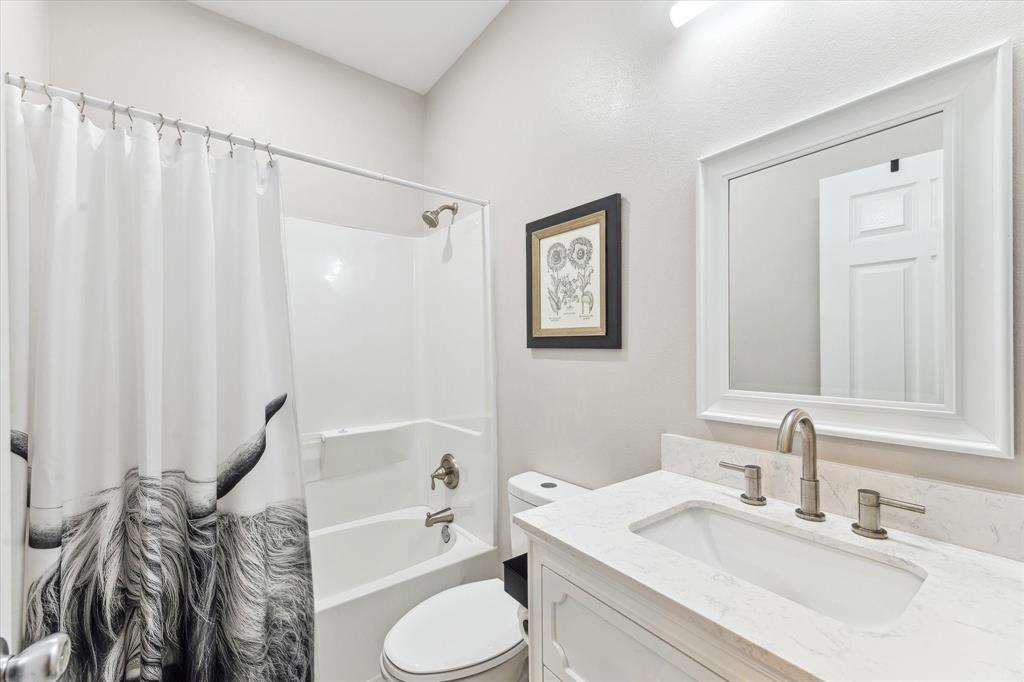 12336 N Chestnut Hills Drive, Conroe, Texas image 20