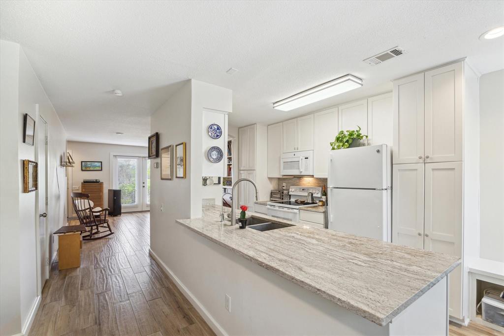 1860 White Oak Drive #353, Houston, Texas image 7