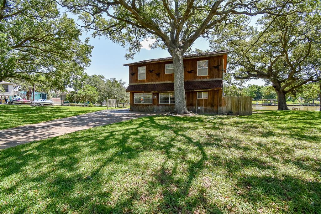 875 Private Road 652, Bay City, Texas image 3