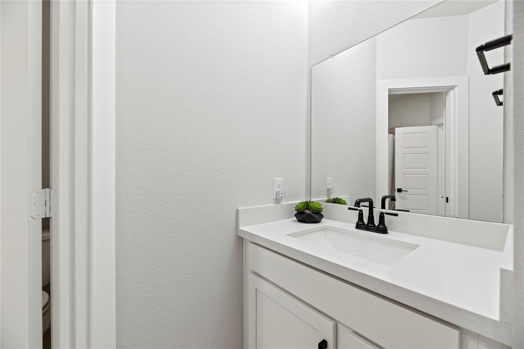30155 Gold Finch Place, Fulshear, Texas image 28