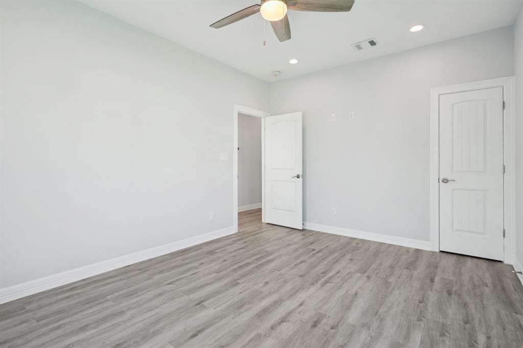 2115 Seahorse Lane, Port Bolivar, Texas image 19