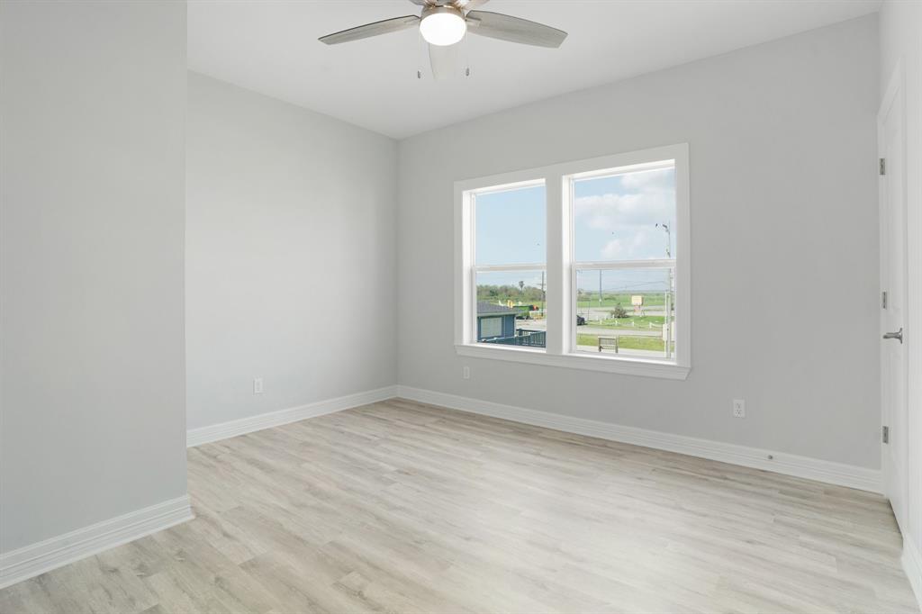 2115 Seahorse Lane, Port Bolivar, Texas image 22