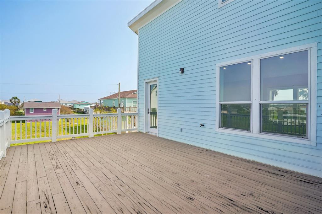 2115 Seahorse Lane, Port Bolivar, Texas image 26