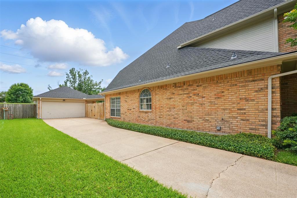 4027 Austin Meadow Drive, Sugar Land, Texas image 4